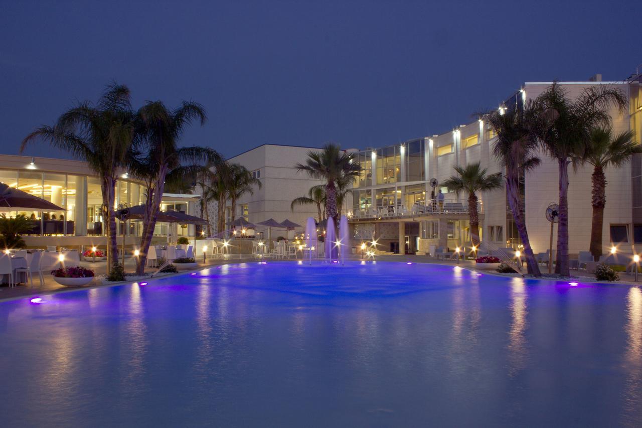Dubaivillage Camposano Exterior foto